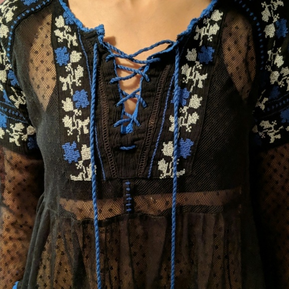 Blouse - Picture 8 of 8